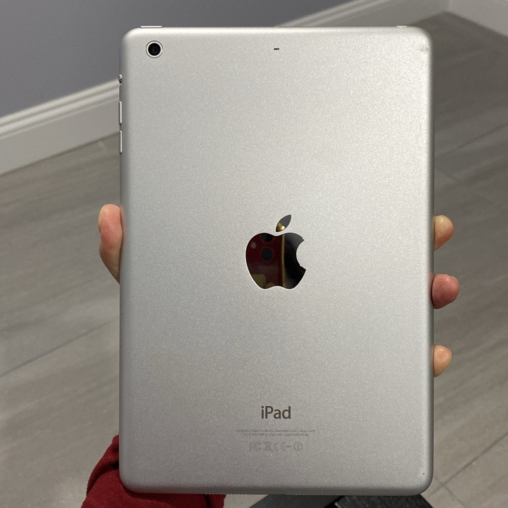 Used condition Apple iPad mini2 16GB white silver A1489 ME279LL/A iOS 12.5.7 - Picture 2 of 6